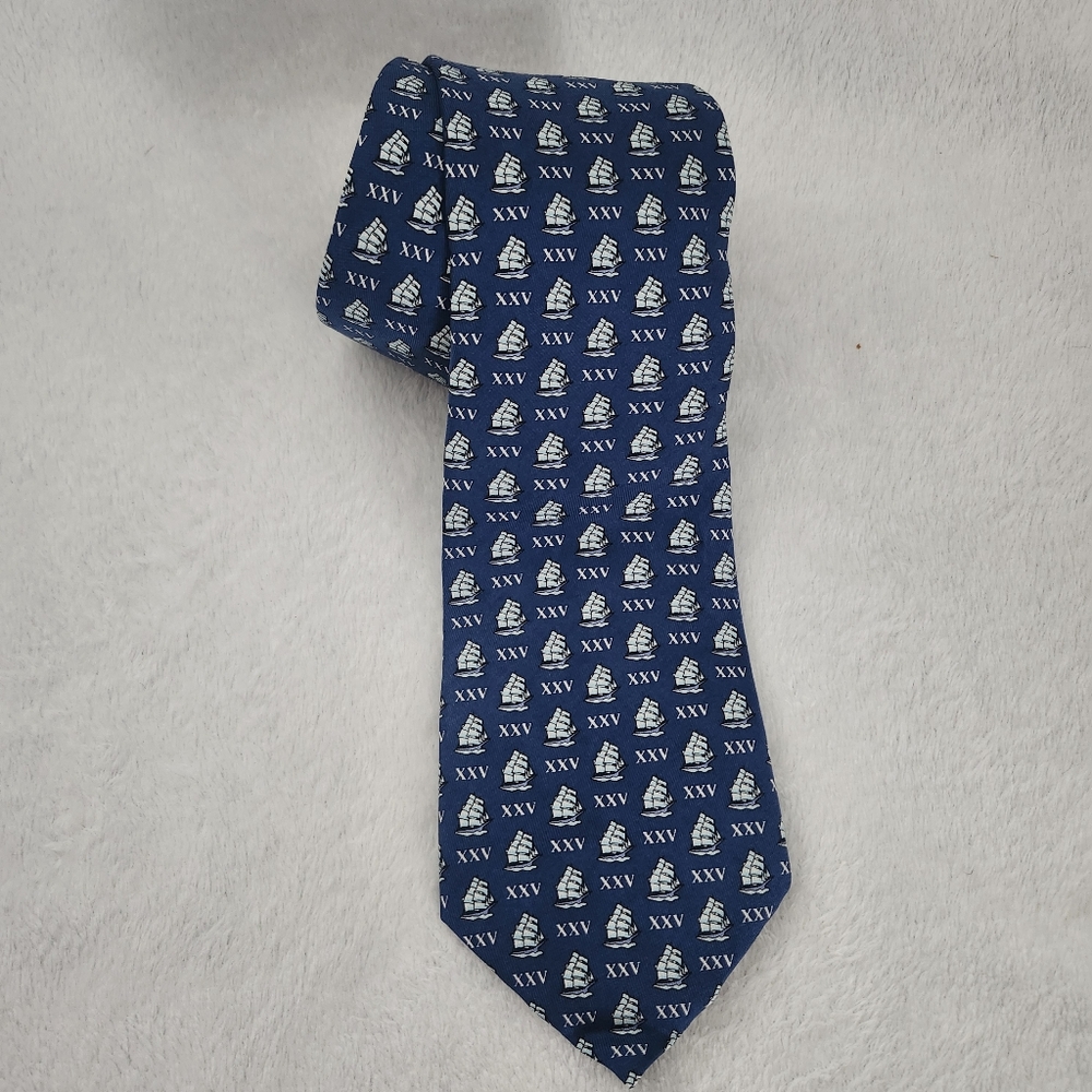 NWT Vineyard Vines State Street XXV Sailboat Silk Tie‎ Blue Custom Collection